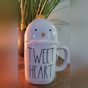 RAE DUNN: Tweet Heart Chicken Mug